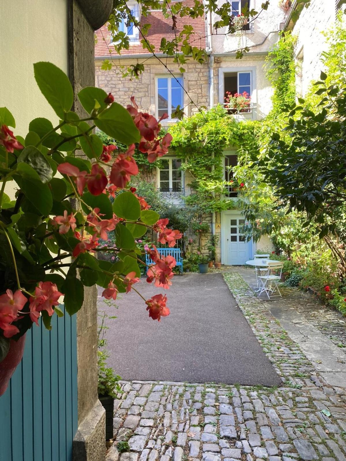 Besancon: Charmant Duplex Au Pied De La Citadelle 外观 照片